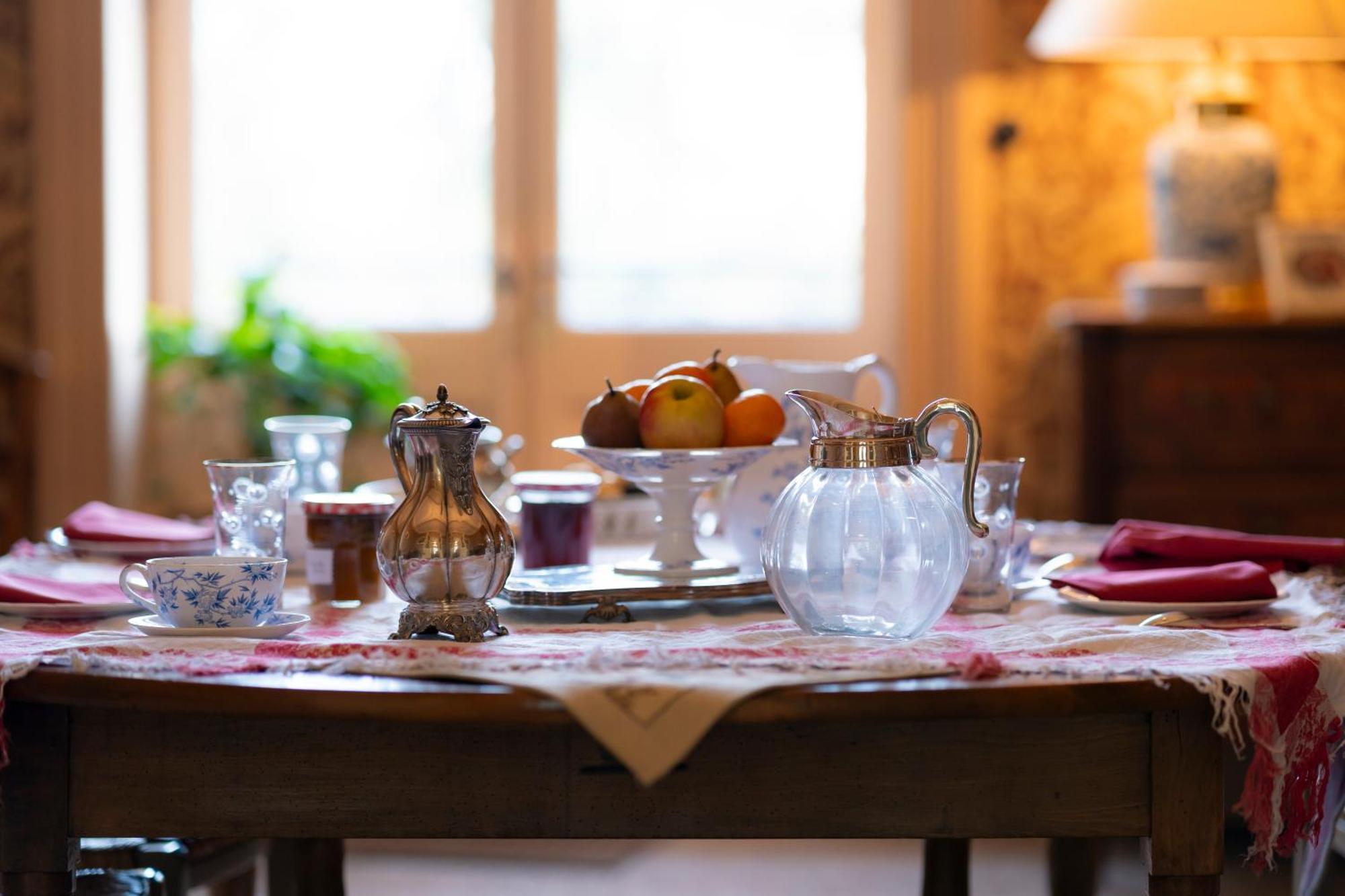 Pommiers  Domaine De Montclair B&B 외부 사진